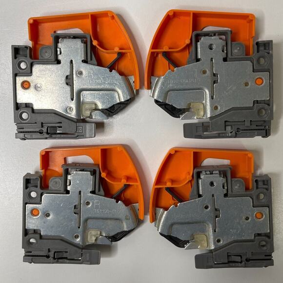 Blum T51.1901.L/R Locking Devices for TANDEM 563/569 Drawer Slides Set of 4 - Picture 2 of 5